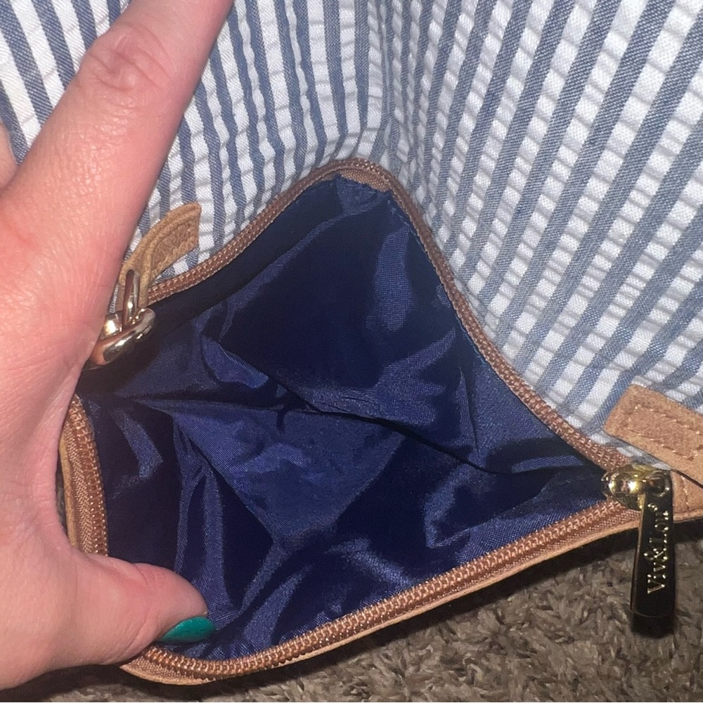 Small/Medium Crossbody Bag. - Picture 3 of 6
